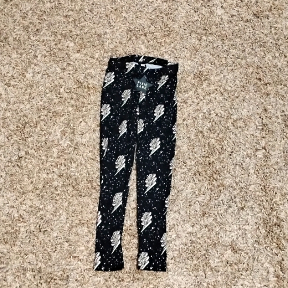 NWT Pixie Lane Girls Black and White Patterned Leggings